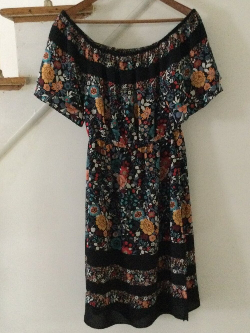 LOFT black multicolor floral off-the-shoulder peasant dress short sleeve S Petit